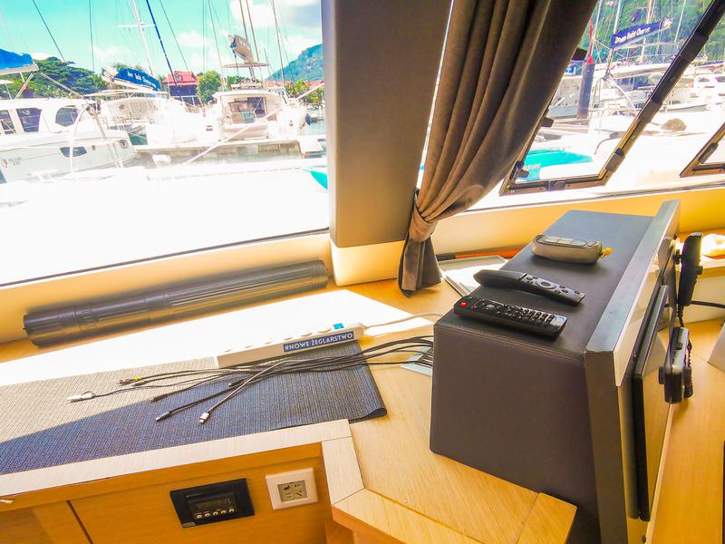 Book yachts online - catamaran - Saba 50 (8 CAB) - Lamela - rent
