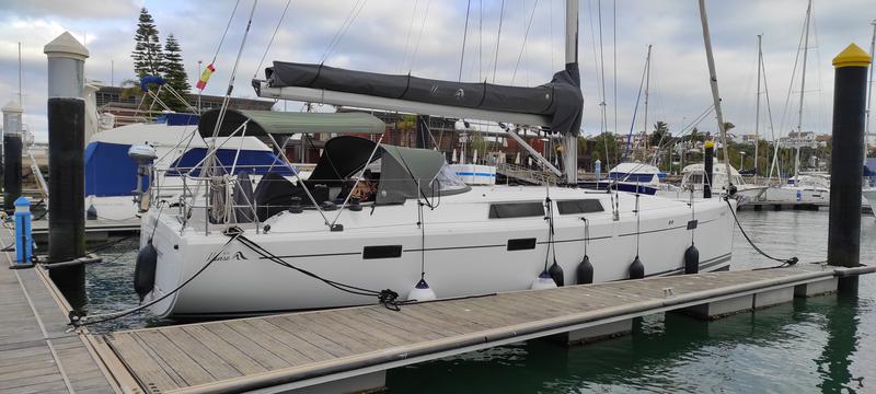 Book yachts online - sailboat - Hanse 415 - Kraken - rent