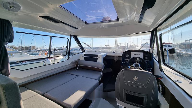 Book yachts online - motorboat - Merry Fisher 795 - Nixi - rent