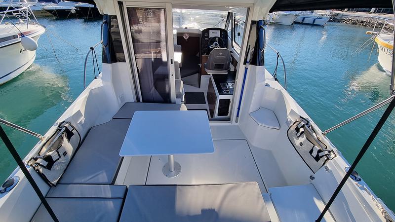 Book yachts online - motorboat - Merry Fisher 795 - Nixi - rent