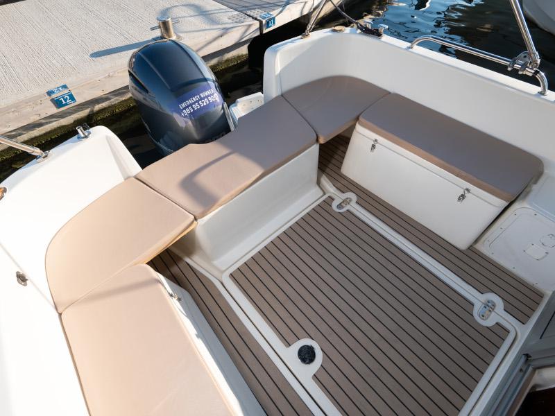Book yachts online - motorboat - Nautika - Diora - rent
