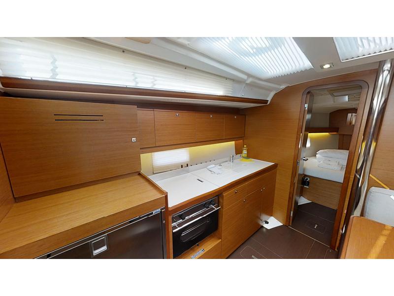 Book yachts online - sailboat - Dufour 390 Grand Large - Mimi - rent
