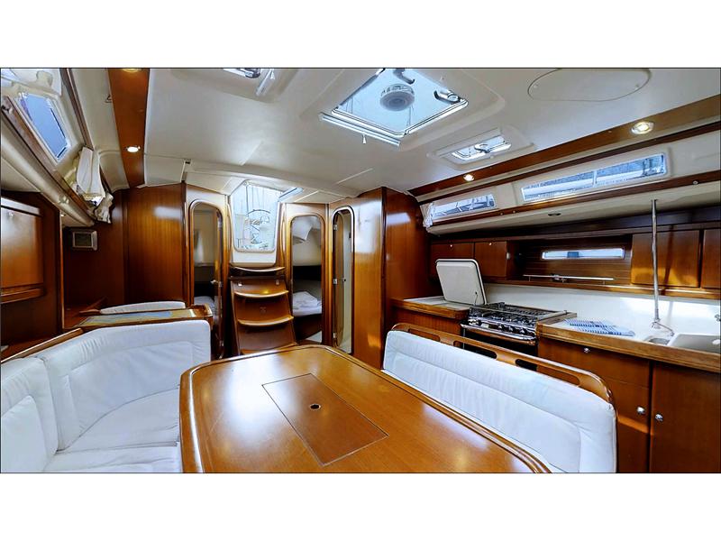 Book yachts online - sailboat - Dufour 425 Grand Large - Animato - rent