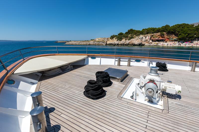 Book yachts online - motorboat - Luxury Motor Yacht - Diamond - rent