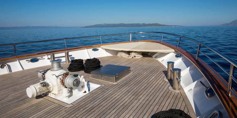 Book yachts online - motorboat - Luxury Motor Yacht - Diamond - rent