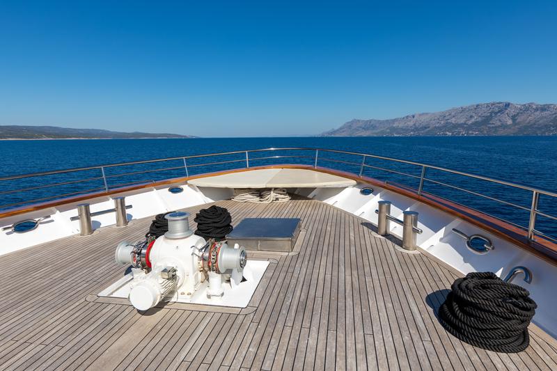 Book yachts online - motorboat - Luxury Motor Yacht - Diamond - rent