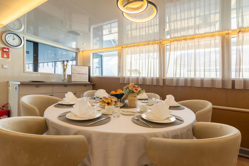 Book yachts online - motorboat - Luxury Motor Yacht - Suzana - rent
