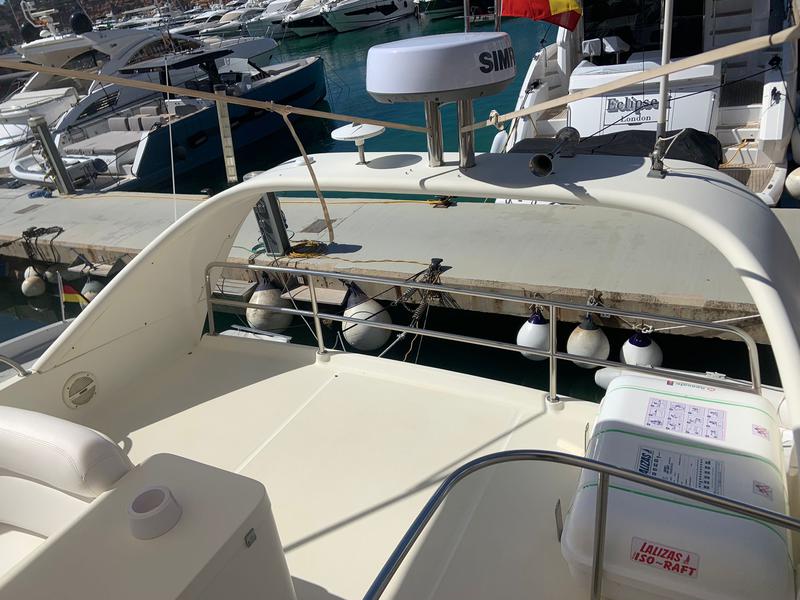 Book yachts online - motorboat - Rodman 41 - Mainera - rent