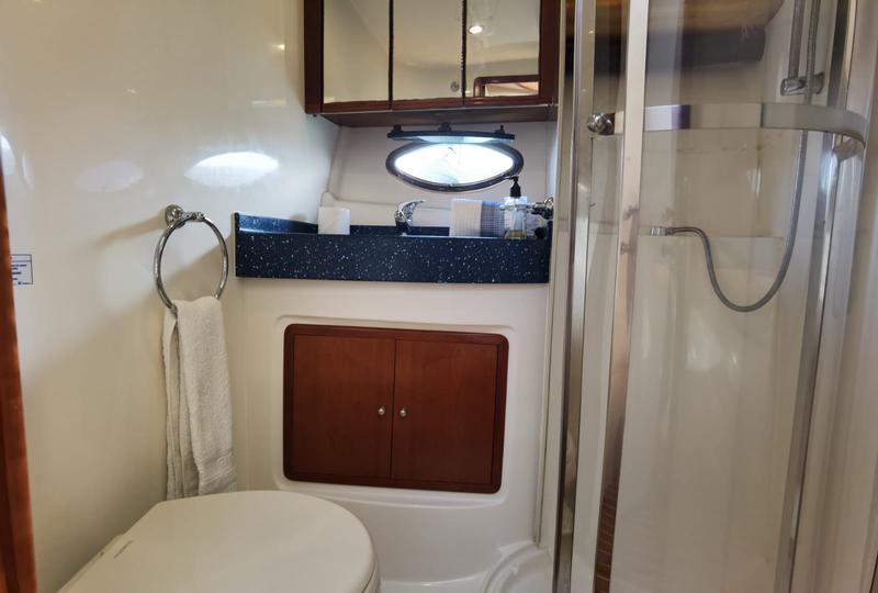 Book yachts online - motorboat - Rodman 41 - Mainera - rent