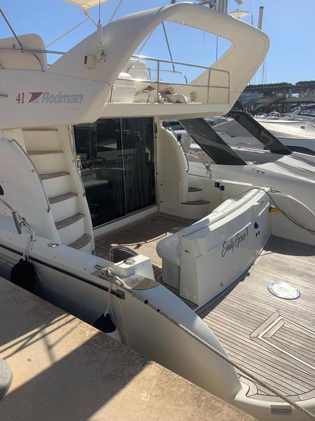 Book yachts online - motorboat - Rodman 41 - Mainera - rent