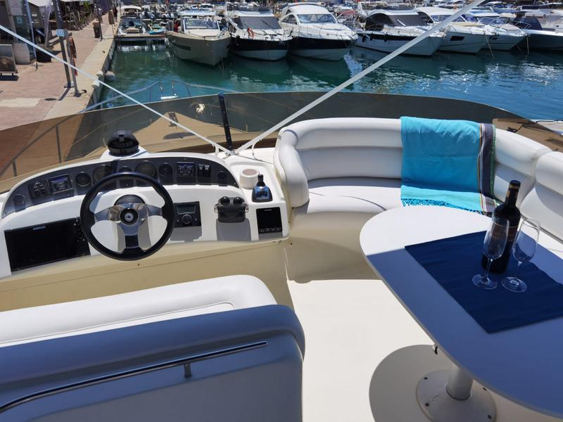 Book yachts online - motorboat - Rodman 41 - Mainera - rent