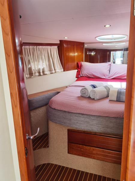 Book yachts online - motorboat - Rodman 41 - Mainera - rent
