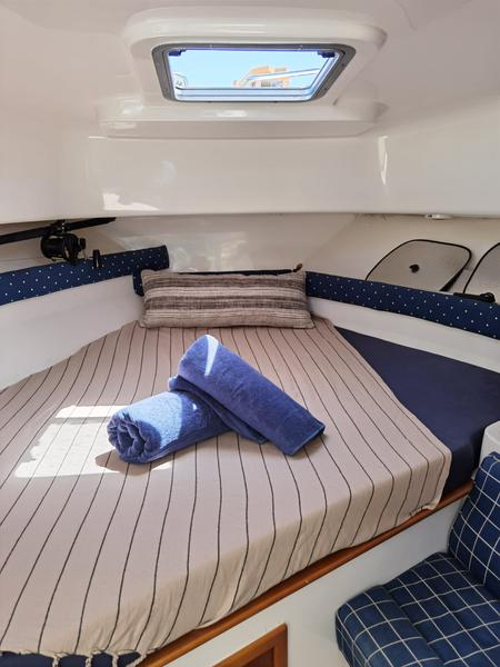 Book yachts online - motorboat - Faeton Moraga 910 - Arianne - rent