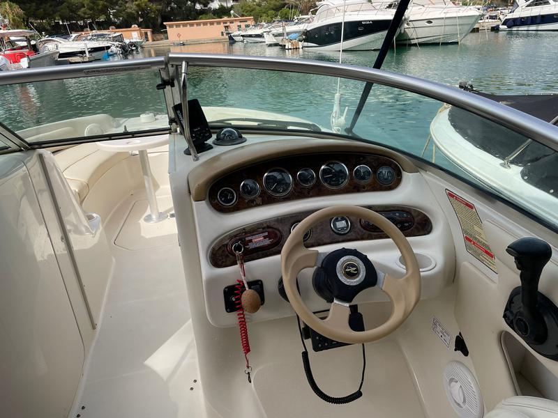 Book yachts online - motorboat - Sea Ray 240 - Haja One - rent