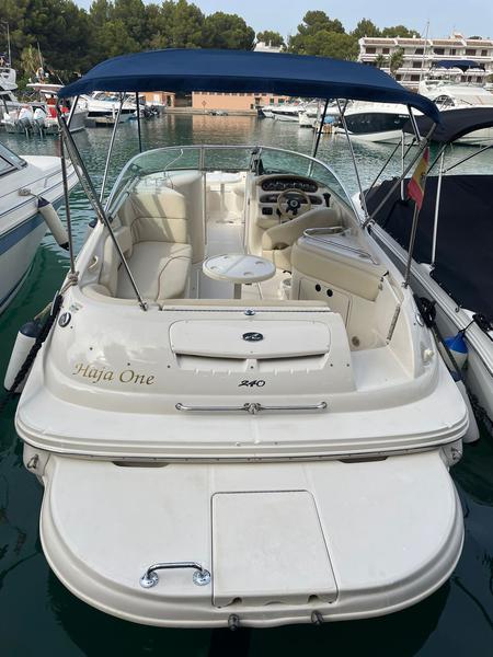Book yachts online - motorboat - Sea Ray 240 - Haja One - rent