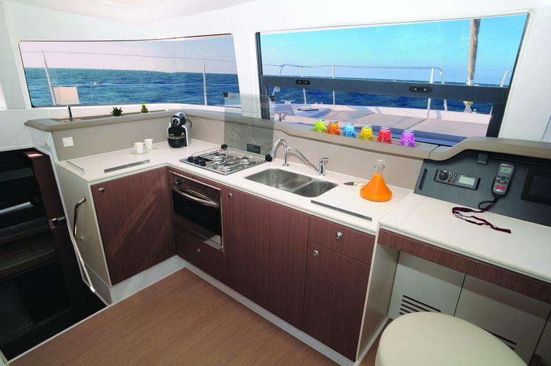 Book yachts online - catamaran - Bali 4.1 - Iris - rent