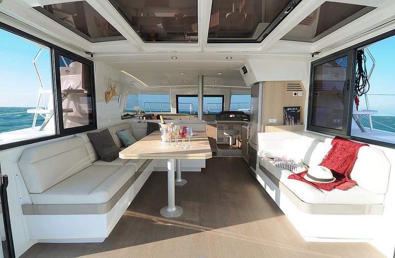 Book yachts online - catamaran - Bali 4.1 - Iris - rent