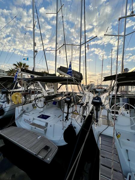 Book yachts online - sailboat - Oceanis 41.1 - Ocyrhoe - rent