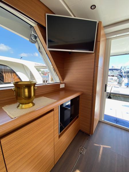 Book yachts online - motorboat - Greenline 39 - Helgeroa - rent