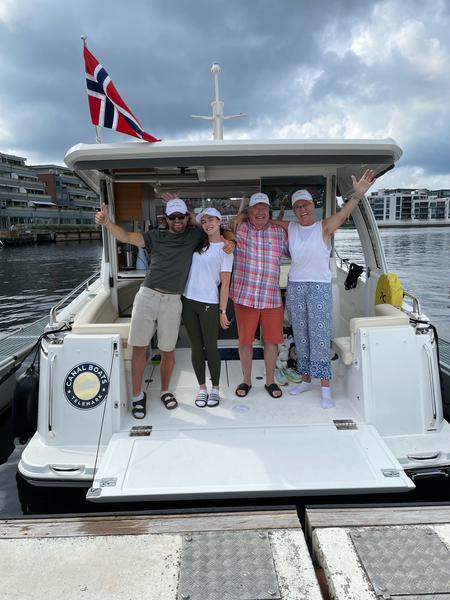Book yachts online - motorboat - Greenline 39 - Helgeroa - rent