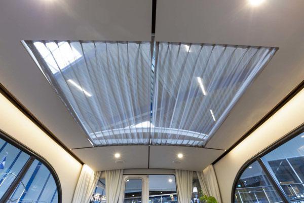 Book yachts online - motorboat - Linssen 35 SL Sedan - La Gourmandise - rent