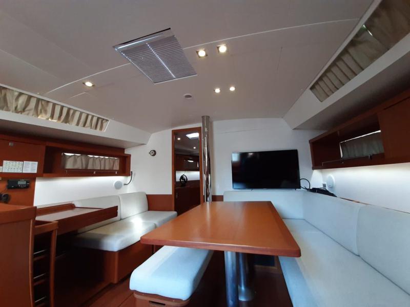 Book yachts online - sailboat - Oceanis 45 - Storm Dancer 1 - rent