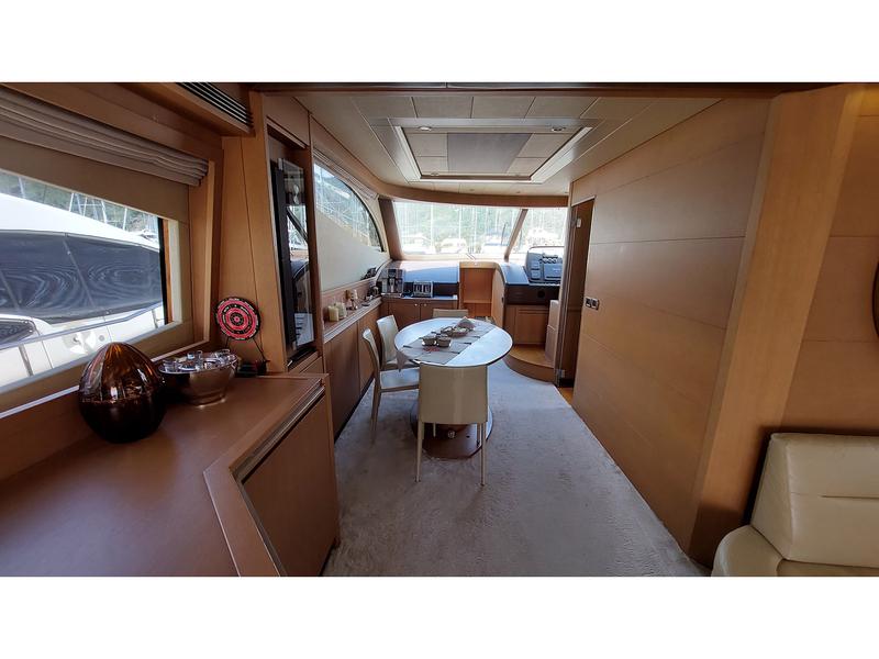 Book yachts online - motorboat - Evo Marine Deauville 760 - My Way  - rent