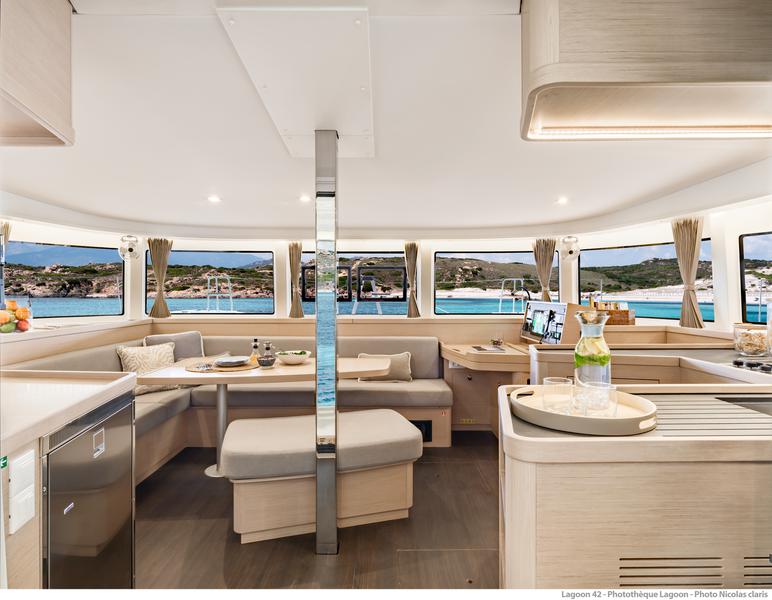 Book yachts online - catamaran - Lagoon 42 - Meraki - rent