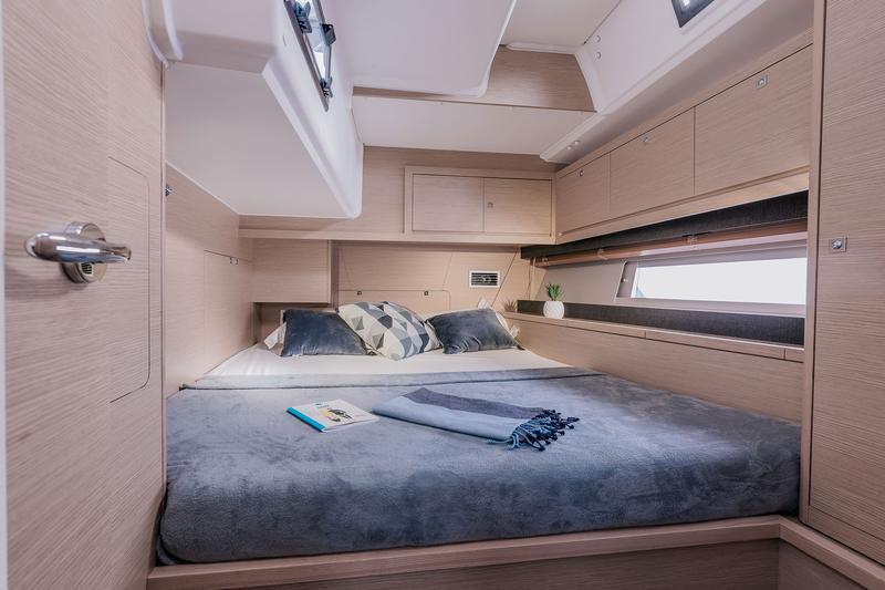 Book yachts online - sailboat - Dufour 470 Grand Large - Suha Bey - rent