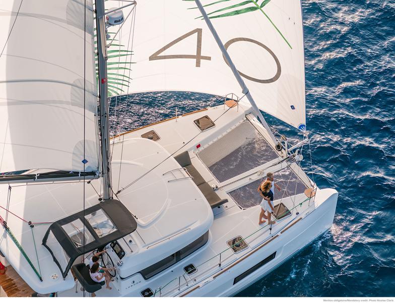 Book yachts online - catamaran - Lagoon 40 - Bubi - rent