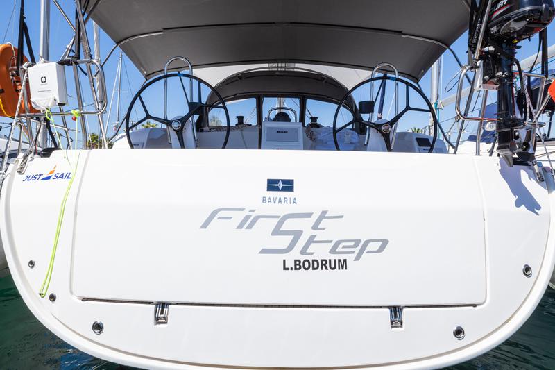 Book yachts online - sailboat - Bavaria Cruiser 46 - First Step - rent