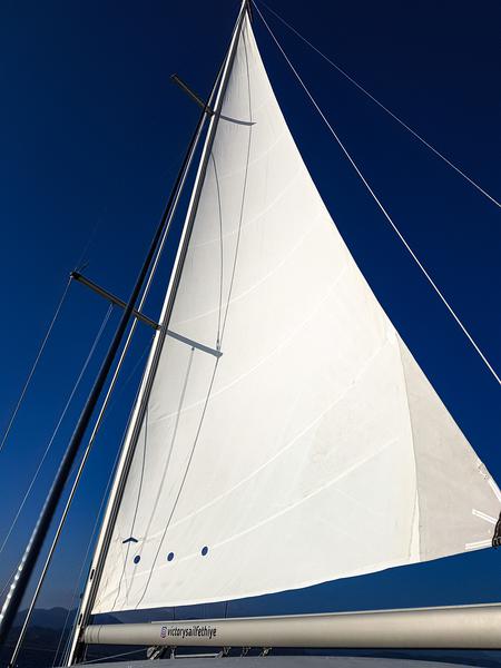 Book yachts online - sailboat - Oceanis Clipper 393 - Victory Sail - rent