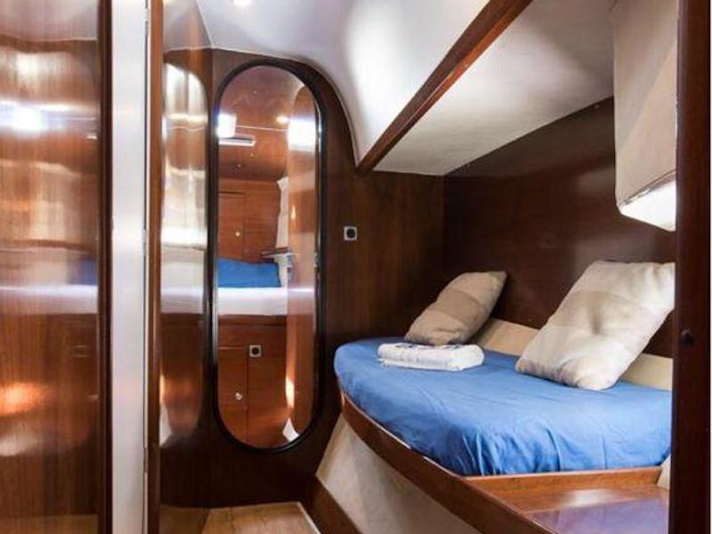Book yachts online - catamaran - Bahia 46 - Hyera ( AC / WATER MAKER ) - rent