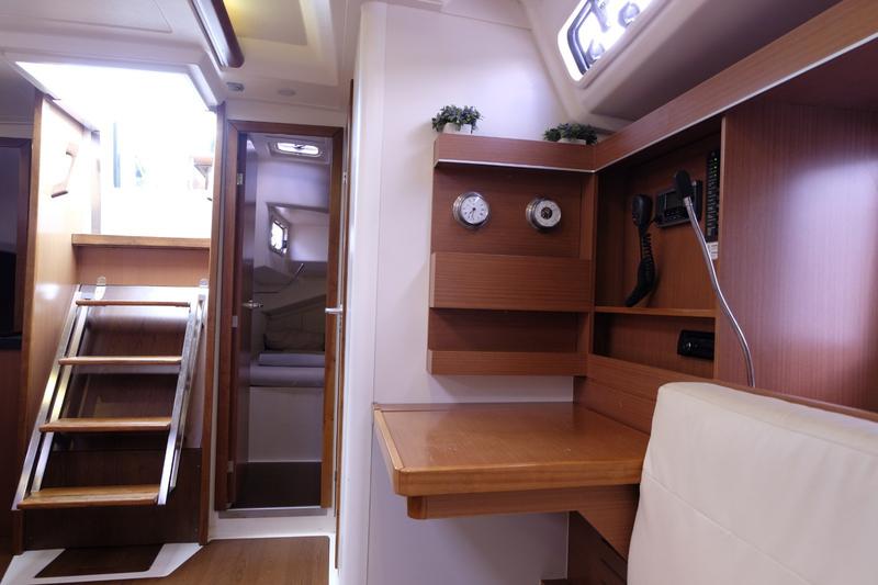 Book yachts online - sailboat - Hanse 445 - Fox - rent