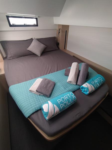 Book yachts online - catamaran - Lagoon 46 - Gea - rent