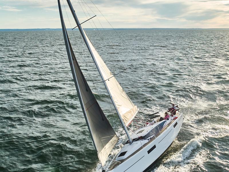 Book yachts online - sailboat - Maxus 35 - Amazonia - rent