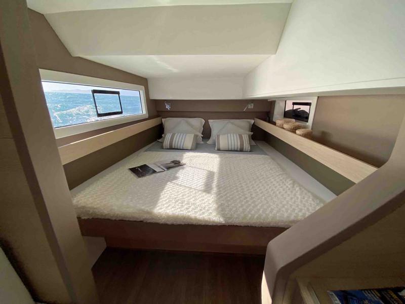 Book yachts online - catamaran - Aventura 37 - Ilusión - rent