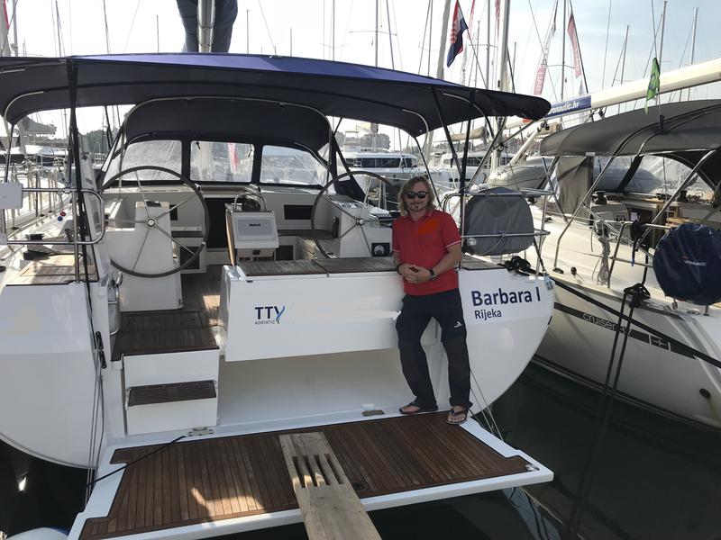 Book yachts online - sailboat - Bavaria C45 Holiday - BARBARA I - rent