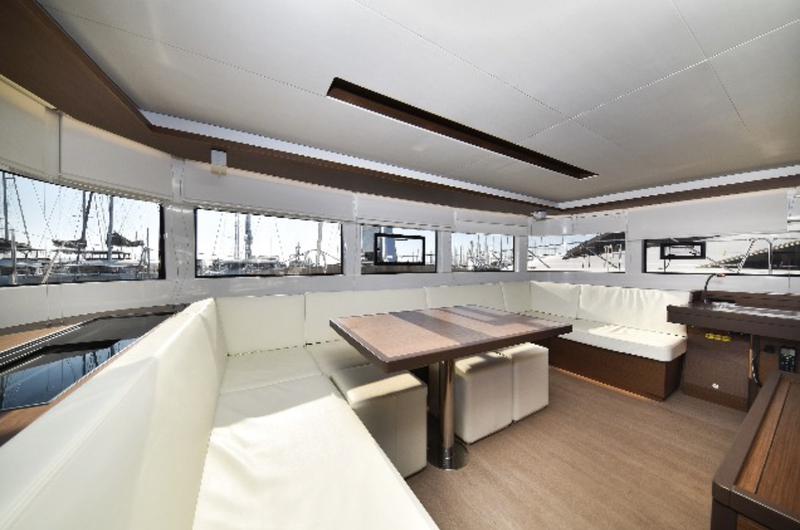 Book yachts online - catamaran - Lagoon 50 - LUX - rent