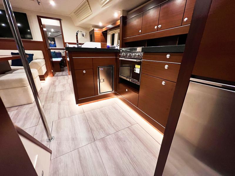 Book yachts online - sailboat - Hanse 545 - d'Este - rent