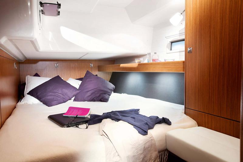 Book yachts online - sailboat - Bavaria Cruiser 46 - Miber Mars - rent