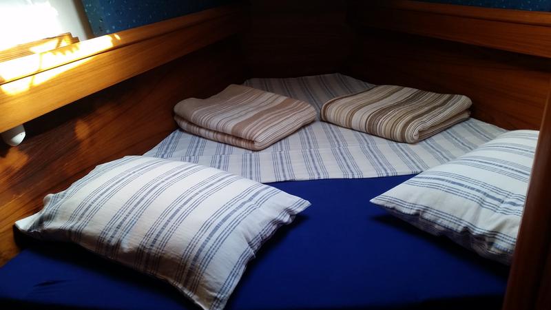 Book yachts online - sailboat - Sun Odyssey 40 - Cingene - rent