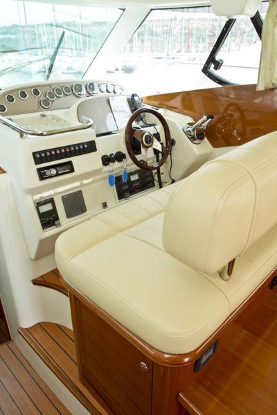 Book yachts online - motorboat - Jeanneau Prestige 46 Fly - Day Dreamer  - rent