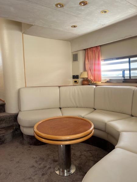 Book yachts online - motorboat - Fairline 65 Squadron - Sunshine MBL - rent