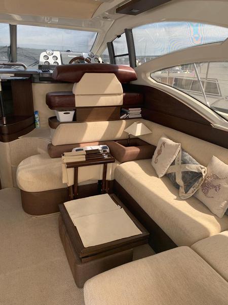 Book yachts online - motorboat - Azimut 43 S - Ambra - rent