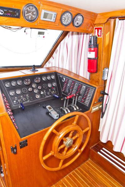 Book yachts online - motorboat - Staryacht 1670 - Holiday  - rent