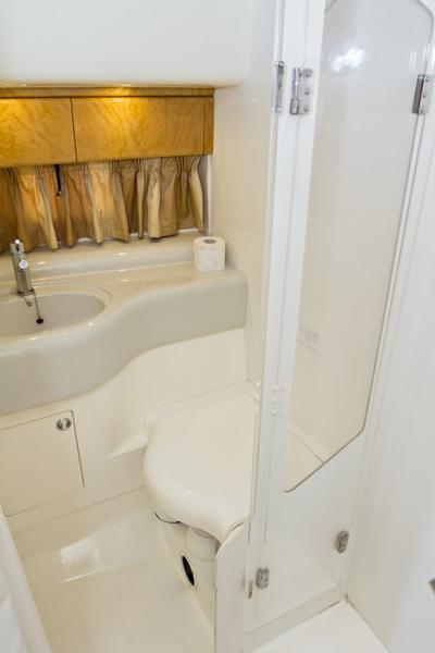 Book yachts online - motorboat - Princess 470 - Antares II - rent