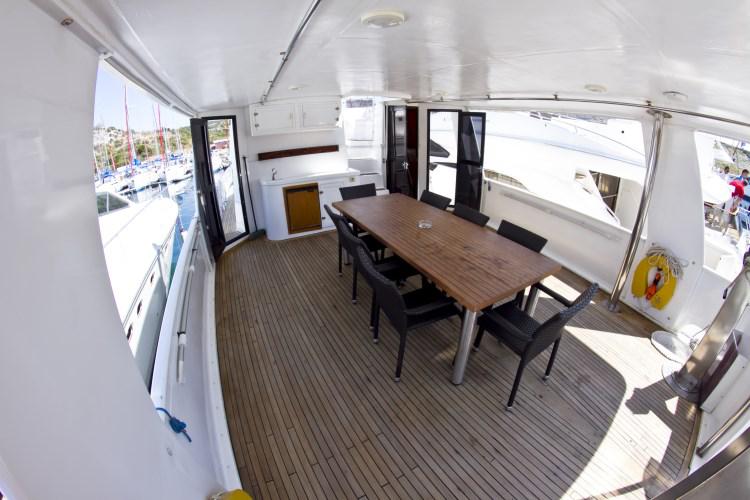 Book yachts online - motorboat - Staryacht 1940 - Viva La Libertad  - rent