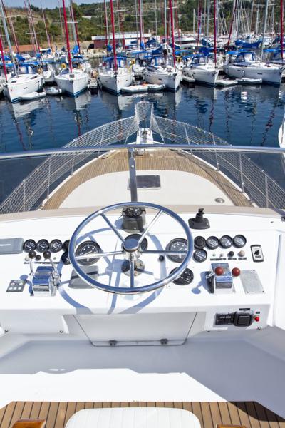 Book yachts online - motorboat - Staryacht 1940 - Viva La Libertad  - rent