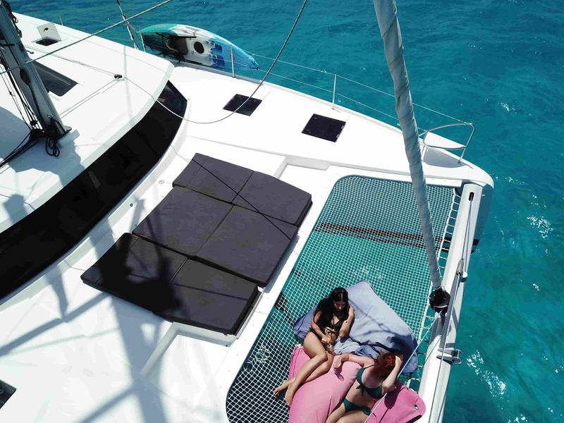 Book yachts online - catamaran - Saona 47 - Ecstasy - rent
